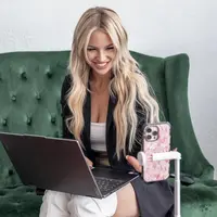 Angela Wauthier